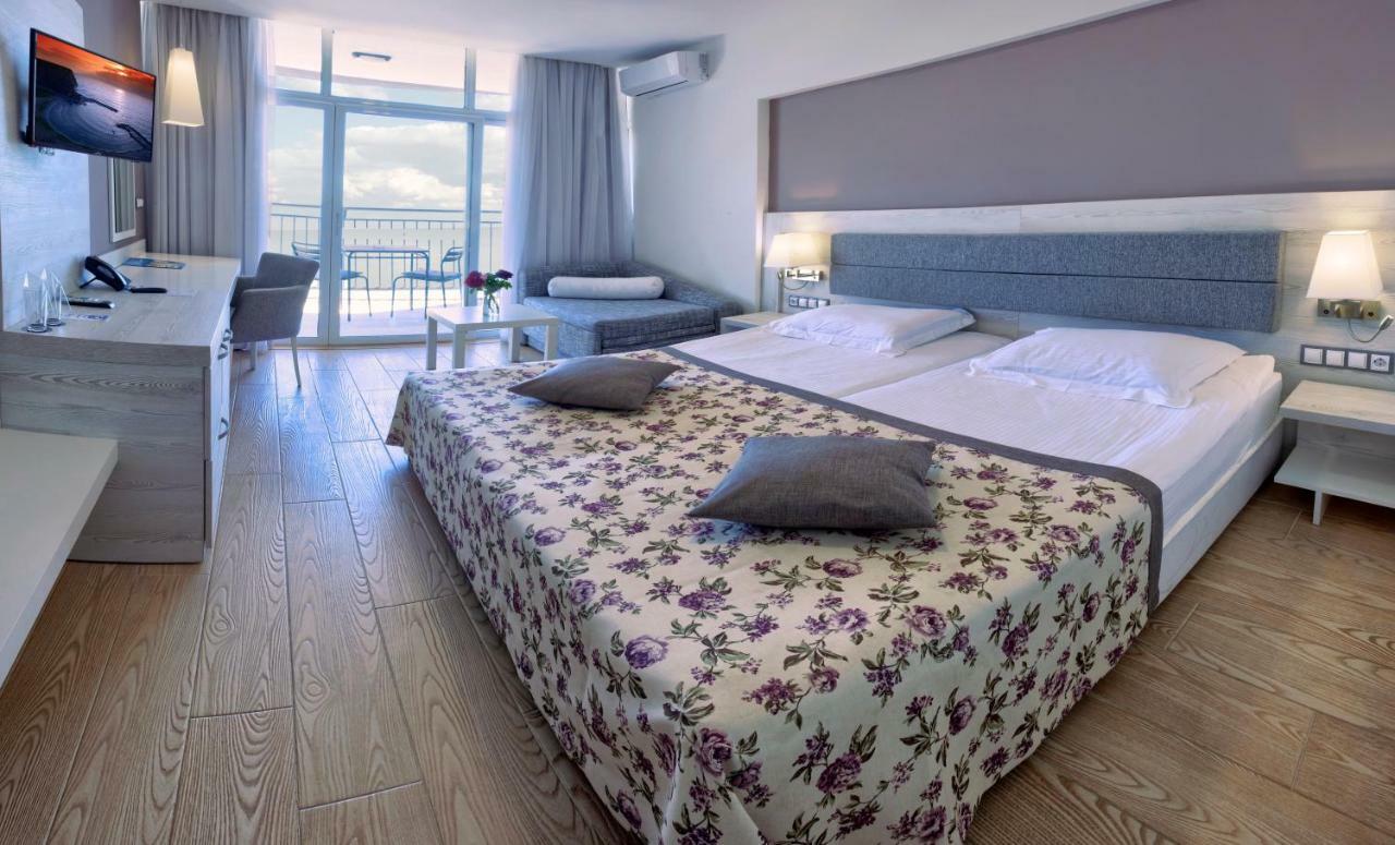 Luna Beach Hotel 金沙 外观 照片